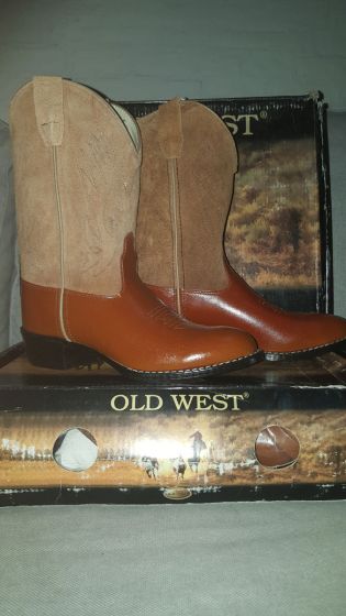 Old West red with suede